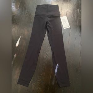 New with tags HR lululemon aligns size 2